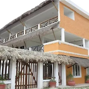  Hotel Holmar
